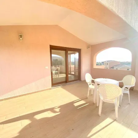 Villetta Nibbaru Tatil Evi